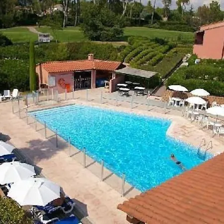 - Au Coeur Du Golf Apartment